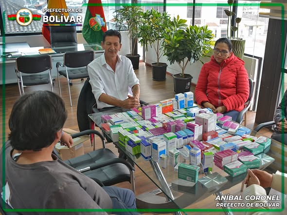 Entrega de medicamentos Prefectura Bolívar